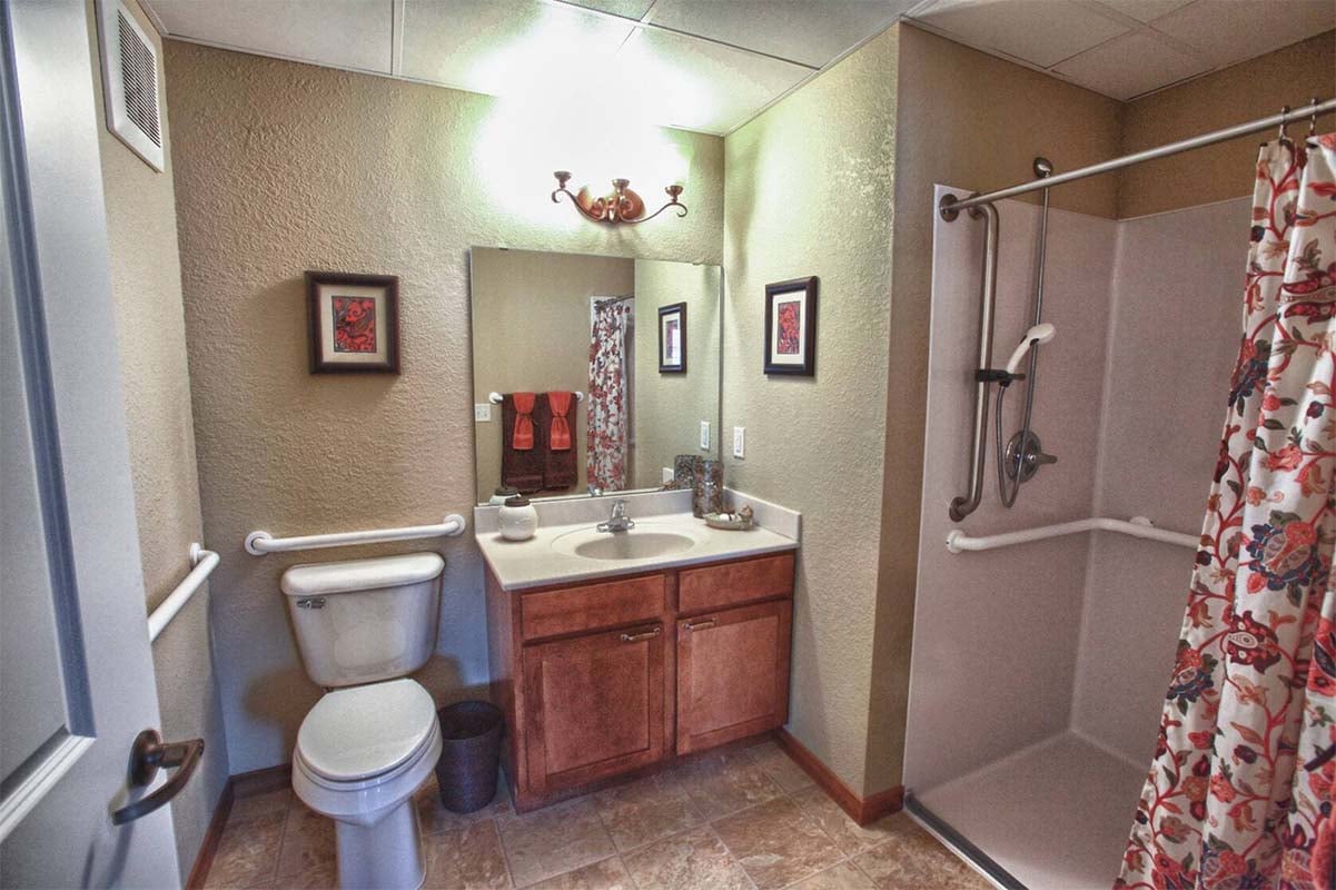 the-fountains-at-hosanna-resident-bathroom