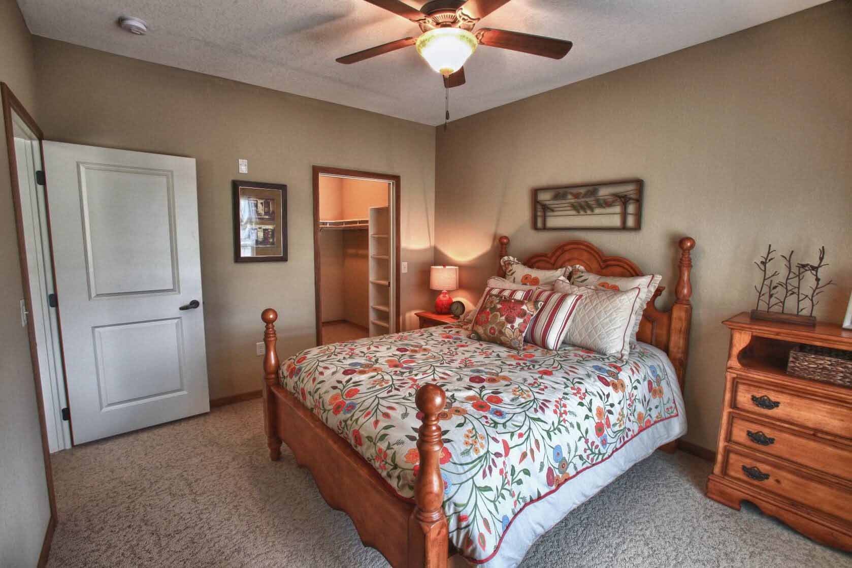 the-fountains-at-hosanna-resident-bed-room